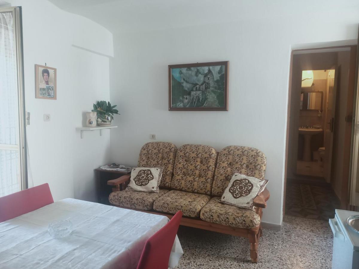Vila Musica E Poesia Da Battisti Ida Poggio Bustone Exteriér fotografie